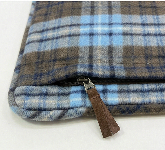 DUNMORE PILLOW