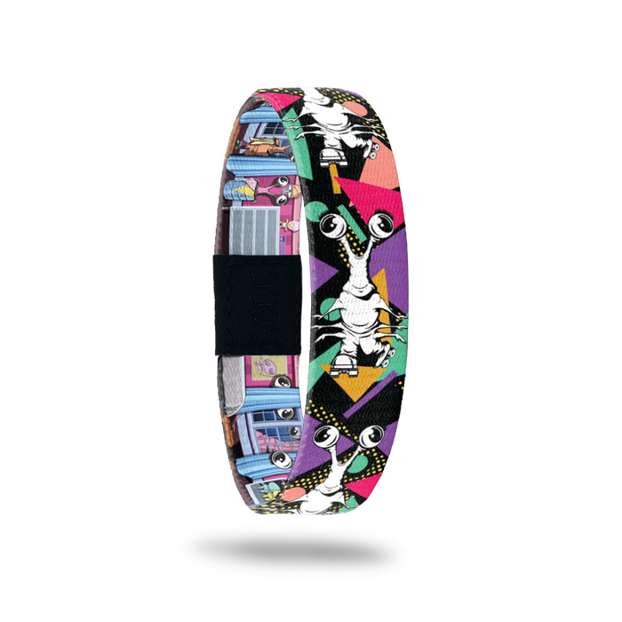 Very 90s themed bracelet with black, hot pink, teal and gold. The monster has two antenna with eyes on the ends and is roller skating. Comes with a matching monster pin.
