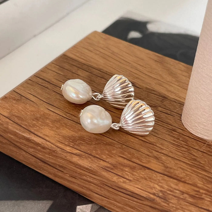Elegant Shell Natural Pearl Drop Gold Plated Sterling Silver Earrings Crushes.