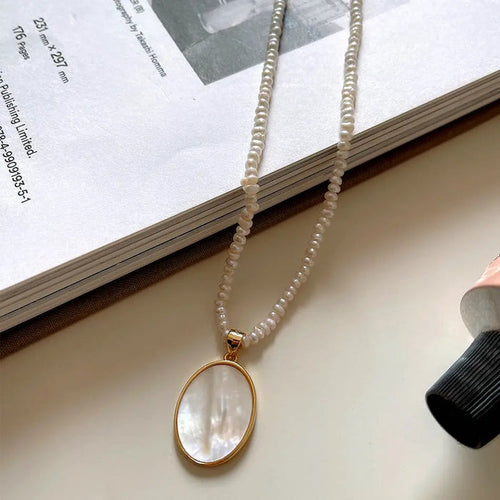 Classic Designer Nature Freshwater Pearls Necklace - Pantsnsox