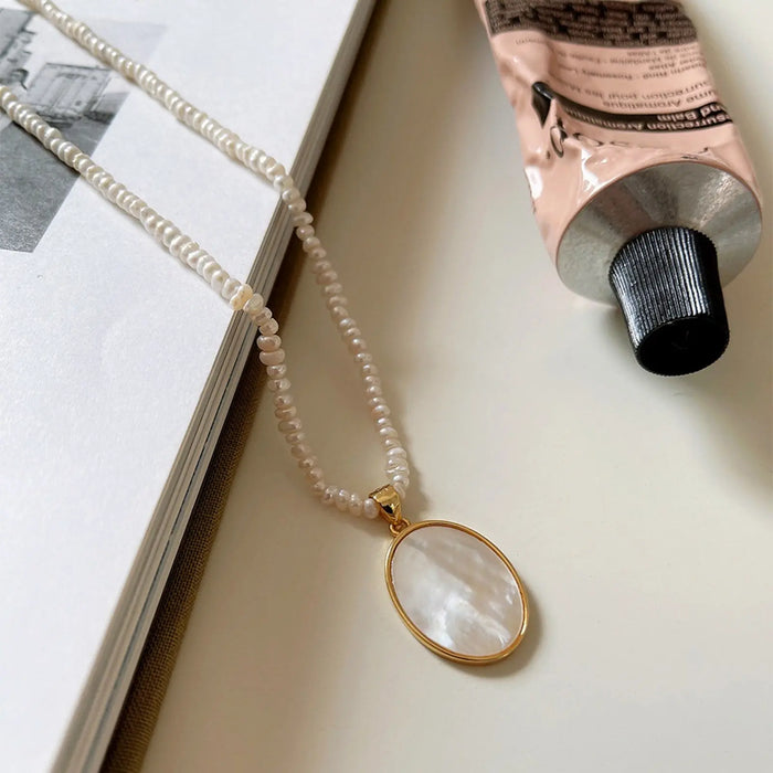 Classic Designer Nature Freshwater Pearls Necklace - Pantsnsox