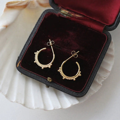 Continues Beaded Hoop Earrings - Pantsnsox