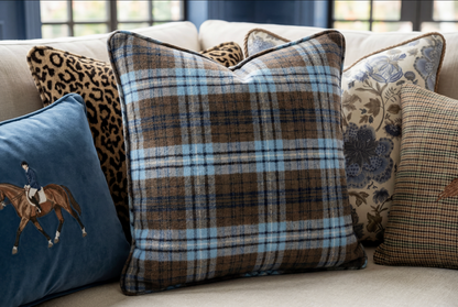 DUNMORE PILLOW