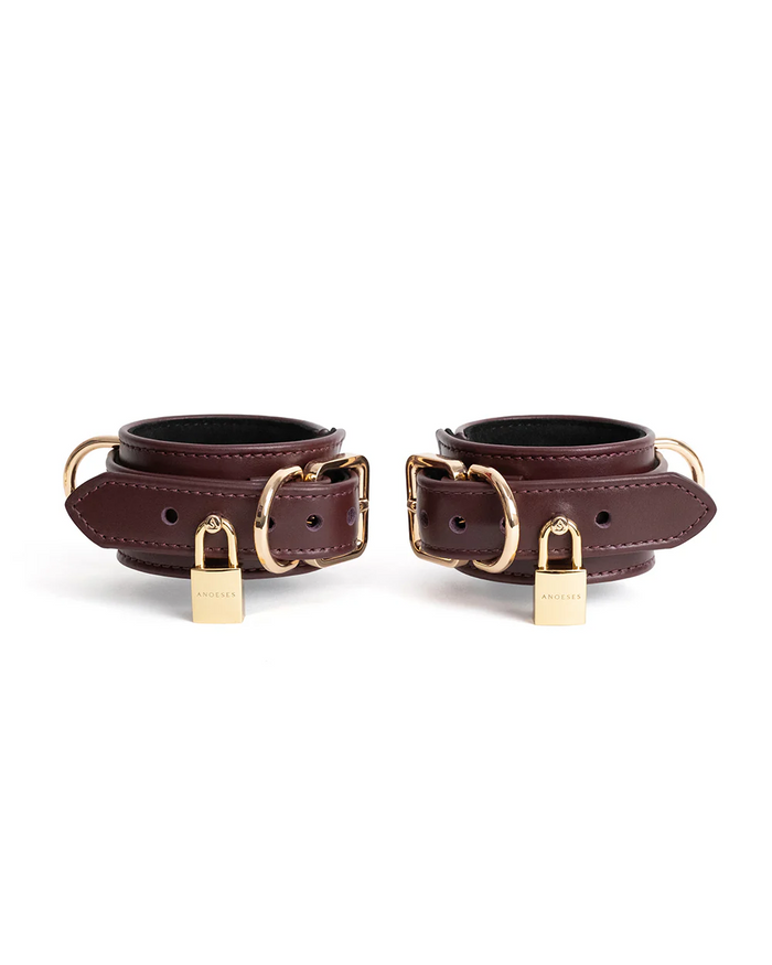 Estrid Anklecuffs Burgundy with Gold Lock
