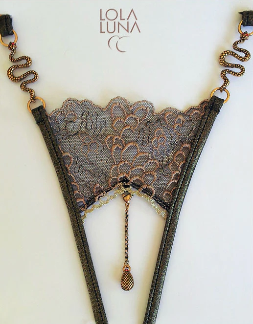 Eve Open G-String