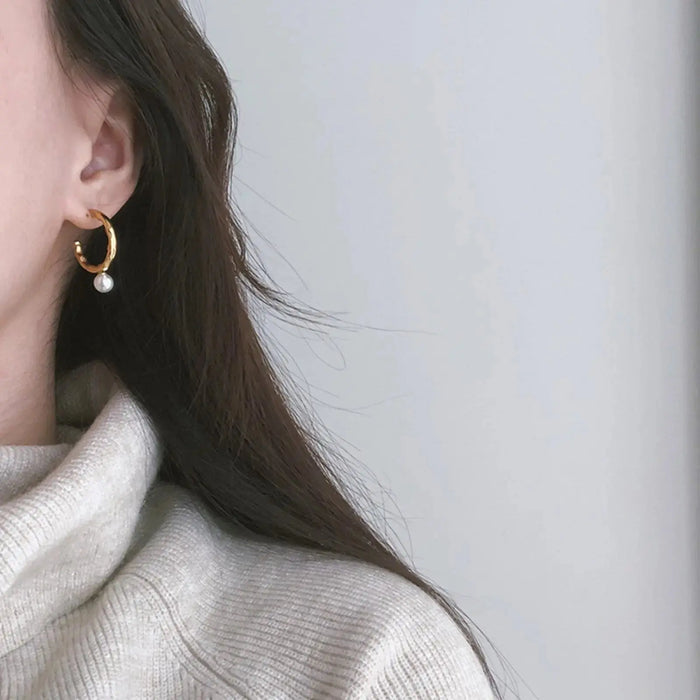 Imitation Pearl Golden Hoop Earrings - Pantsnsox