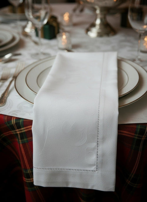 MILANO WHITE JACQUARD NAPKINS SET OF 4