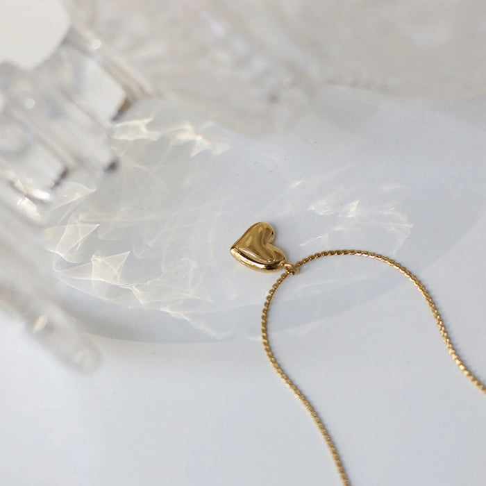 Puffy Heart Necklace - Pantsnsox