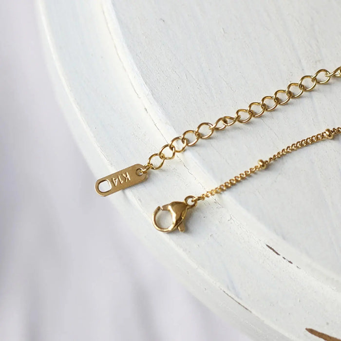 Seashell Pendant Necklace Crushes.
