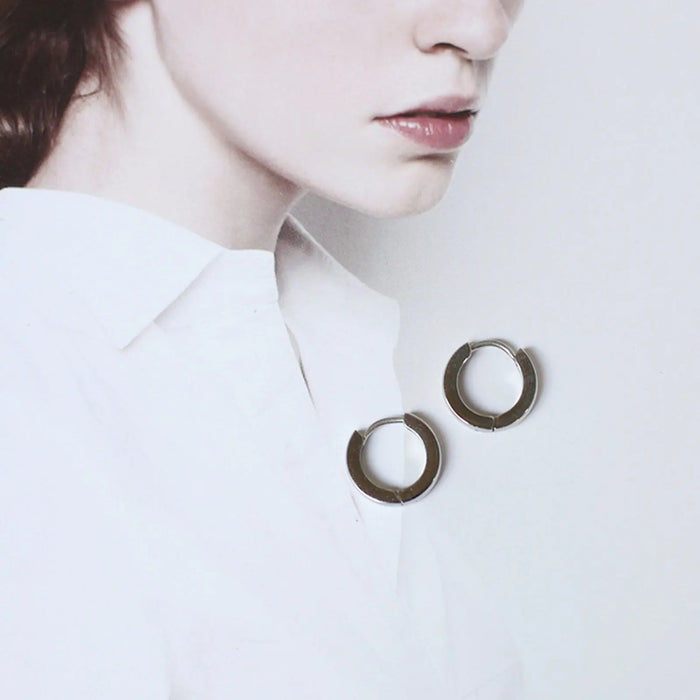 Simple Small Clipon Earrings - Pantsnsox