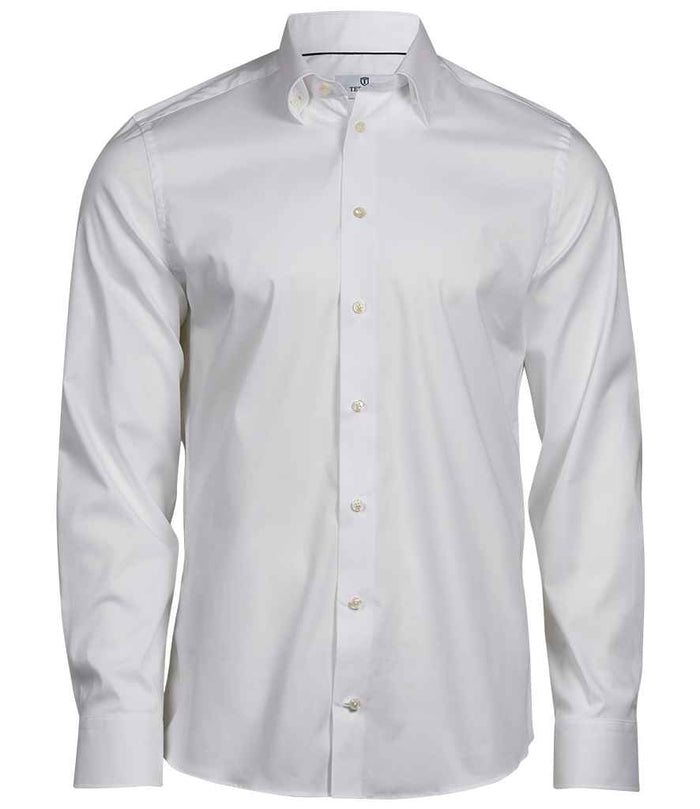 S / White
