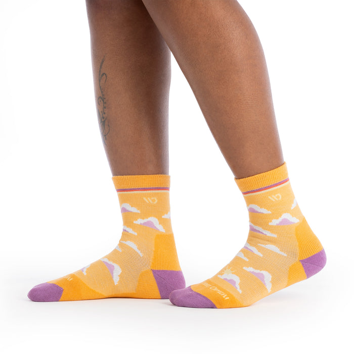 on model image walking to the side wearing the 9508 cloud hopper cushioned micro crew in sunset