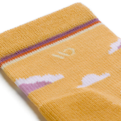 Detail image of the 9508 cloud hopper in sunset featuring a light yellow logo and white clouds