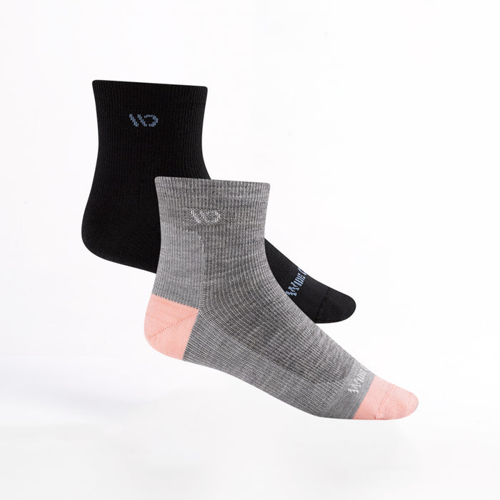 Bundle image of the 9515 in black and Light gray